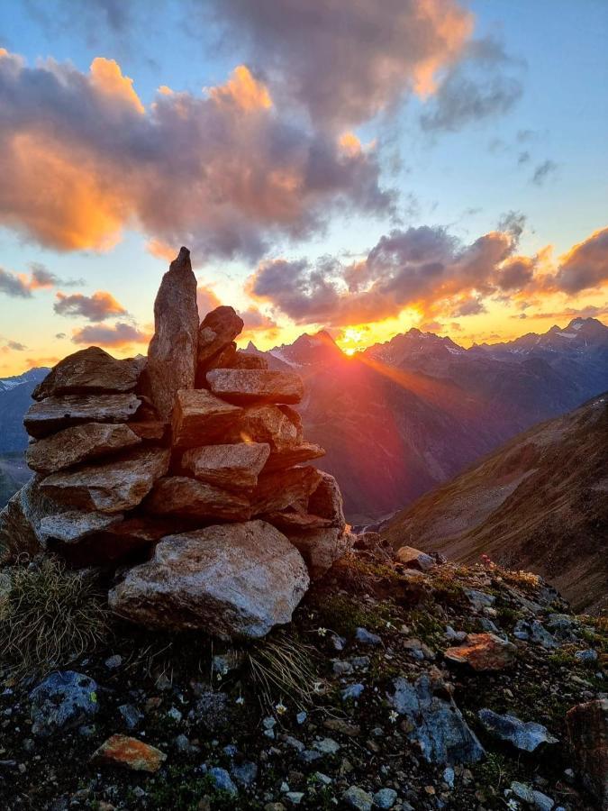 Apart Onkl Санкт-Леонгард-ім-Пітцталь Екстер'єр фото